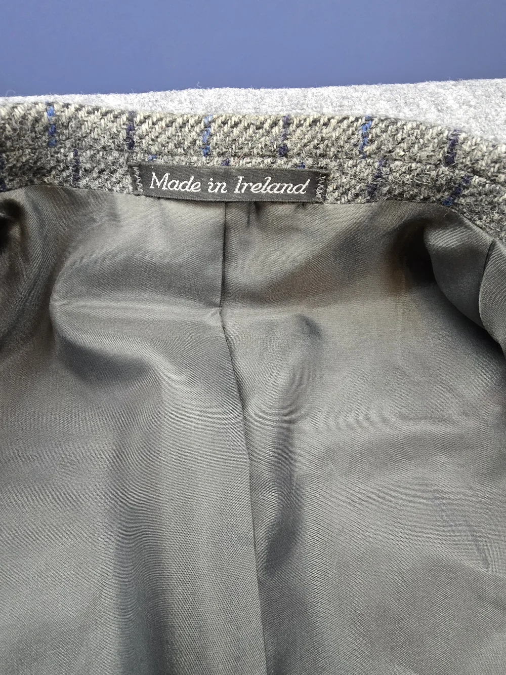 Donegal II Irish Pure New Wool Blazer 44R Gray Blue Windowpane Sport Coat